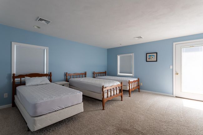2 Groveland St, House other with 7 bedrooms, 8 bathrooms and null parking in Seabrook NH | Image 17