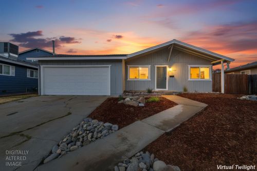 1125 E 19th St, Marysville, CA, 95901-4020 | Card Image