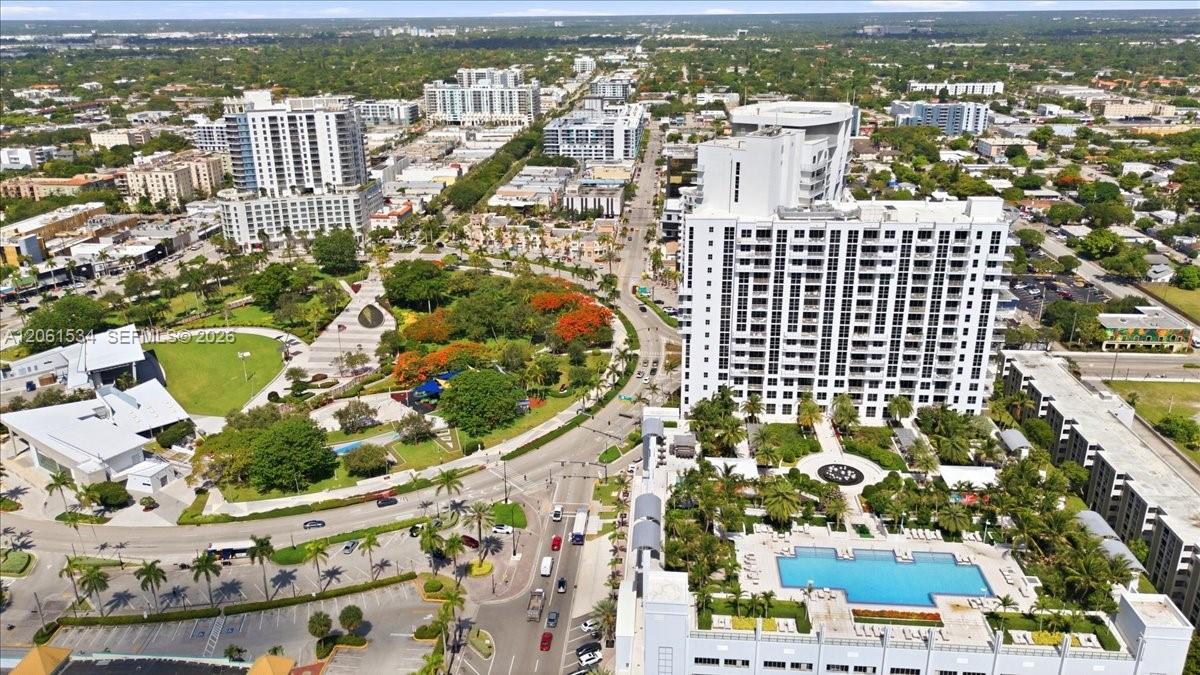 Residential Lease in Hollywood 3