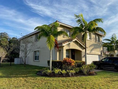 9333 Silent Oak Cir, Wellington, FL, 33411-6632 | Card Image