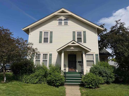 2030 S Clinton St, Sioux City, IA, 51106 | Card Image