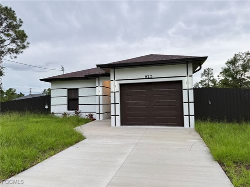 922 Barton St E, Lehigh Acres, FL, 33974-4557 | Card Image
