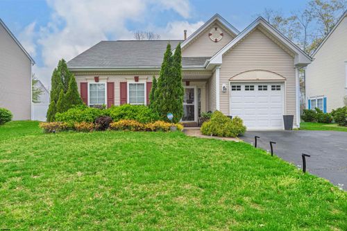 15 S Canary Way, Galloway, NJ, 08205-6208 | Card Image