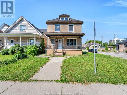 317 Pierre Ave, Windsor, ON, N9A2J7 | Card Image