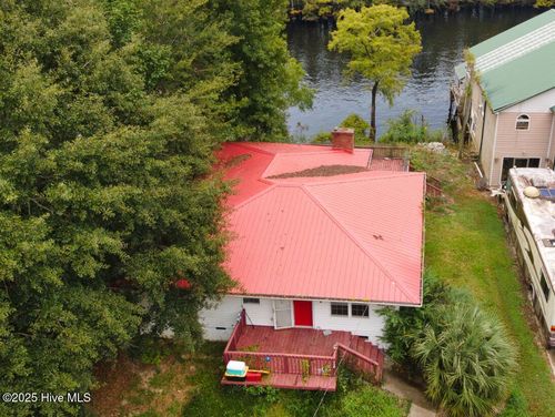 719 River Rd, Tabor City, NC, 28463-2741 | Card Image