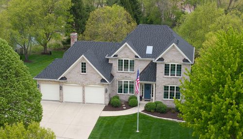 510 Thorne St, Batavia, IL, 60510-8916 | Card Image