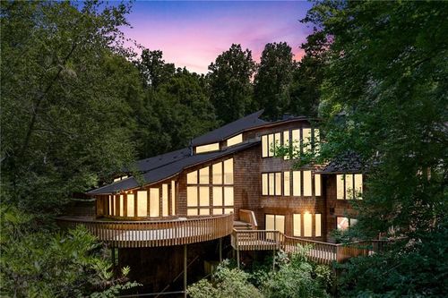 120 Laurel Dr Ne, Atlanta, GA, 30342-4104 | Card Image