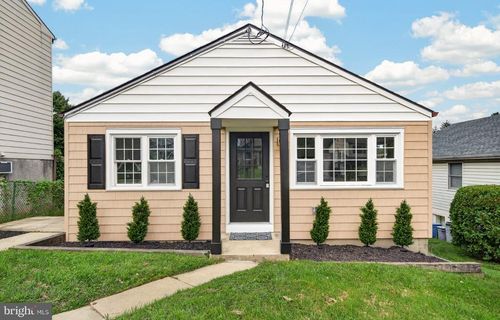 124 2nd Ave, BROOMALL, PA, 19008-2314 | Card Image