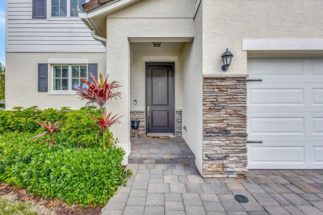 92 Palmetto Ln, House other with 4 bedrooms, 3 bathrooms and null parking in Royal Palm Beach FL | Image 5