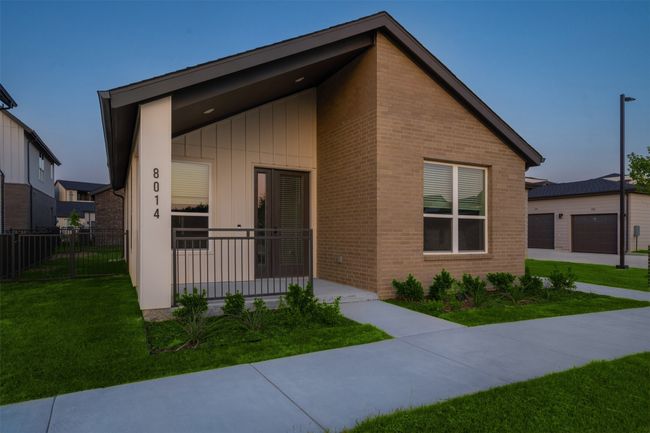 965 Duncan Perry Rd, Condo with 1 bedrooms, 1 bathrooms and null parking in Grand Prairie TX | Image 7