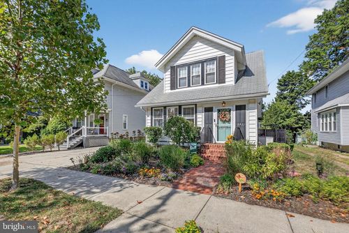 241 E Knight Ave, COLLINGSWOOD, NJ, 08108-1416 | Card Image