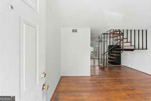 3882 Parklane Dr, Clarkston, GA, 30021-2404 | Card Image