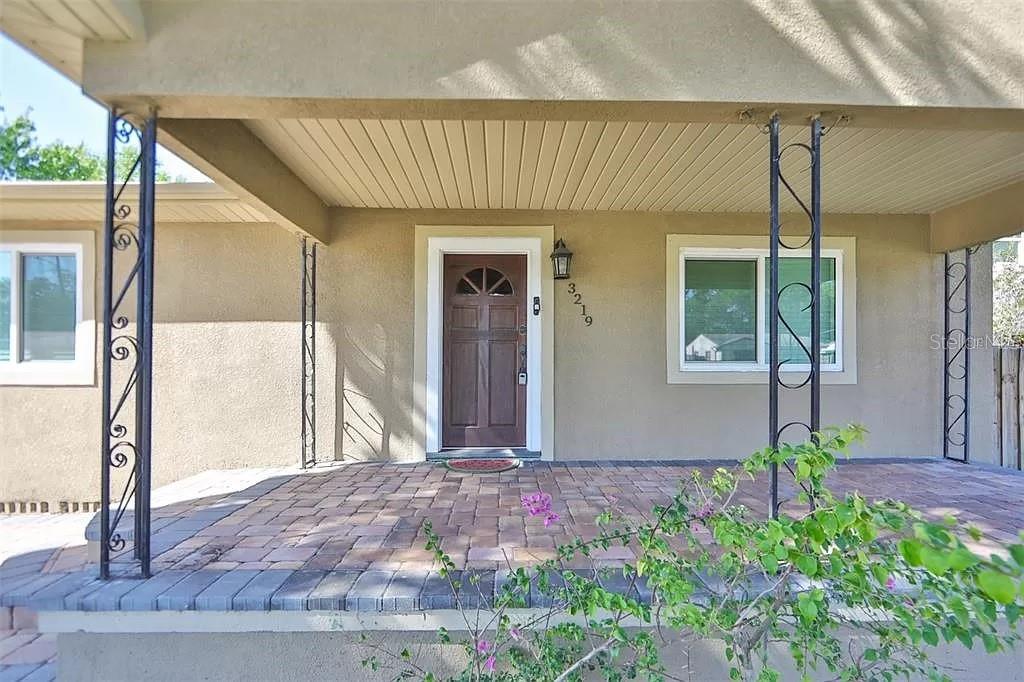 Residential Lease in TAMPA 2