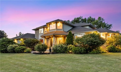 7775 St Augustine Cres, Niagara Falls, ON, L2H2X3 | Card Image