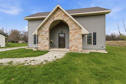 607 Mary Lane Lane, Fairwater, WI, 53931 | Card Image