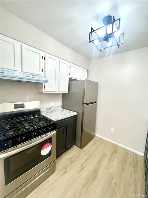 b22-13-19 Cole St, Port Jervis, NY, 12771-2257 | Card Image