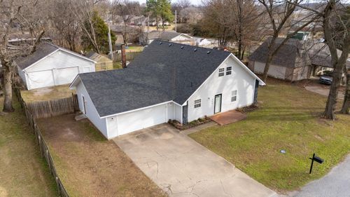 703 N 36th St, Grove, OK, 74344-3600 | Card Image