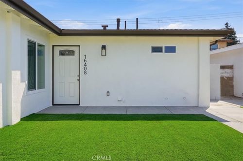 16402 San Jacinto St, Fountain Valley, CA, 92708-1855 | Card Image