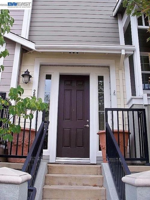 259 Birch Creek Dr, Pleasanton, CA, 94566-6703 | Card Image