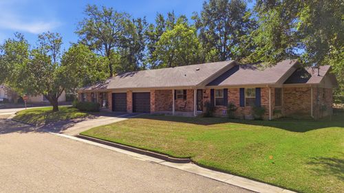 105 W Mcdonald St, Mineola, TX, 75773-1709 | Card Image