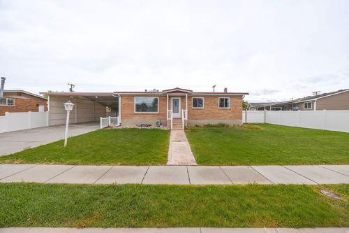 822 N 100 W, Tremonton, UT, 84337 | Card Image
