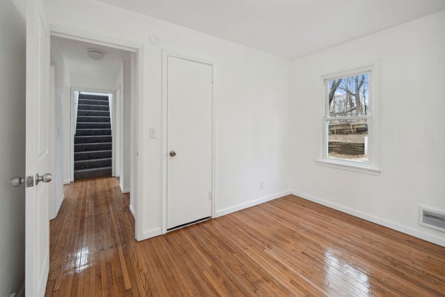 1119 6 Th St E, House other with 5 bedrooms, 2 bathrooms and null parking in Saint Paul MN | Image 12