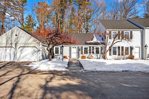 45-45 Colonial Village, Falmouth, ME, 04105 | Card Image
