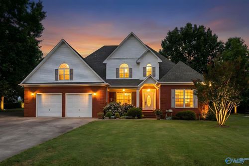 27172 Jarrod Blvd, Harvest, AL, 35749-7460 | Card Image