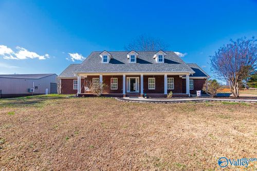 12 Blackwood Dr, Hartselle, AL, 35640-5300 | Card Image