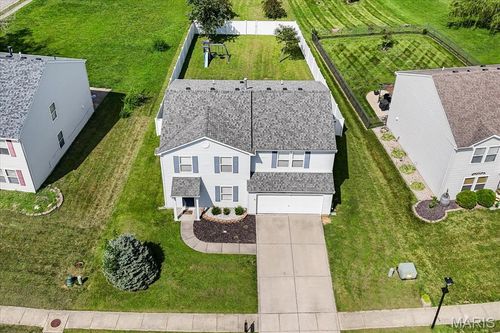 208 River Laurel Dr, Belleville, IL, 62220-3290 | Card Image