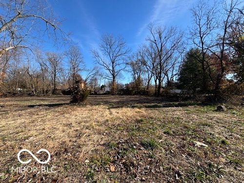 2101 Hendricks St, Terre Haute, IN, 47804-3623 | Card Image