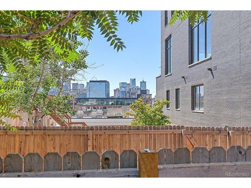 2524 Kensing Ct, Denver, CO, 80211-3927 | Card Image