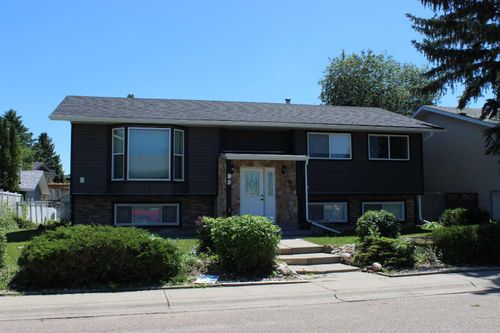 99 Mcnab Park St E, Brooks, AB, T1R0K6 | Card Image