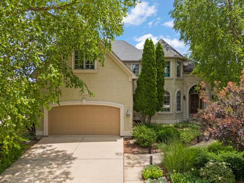 1123 Chadwick Ct, Aurora, IL, 60502-9472 | Card Image