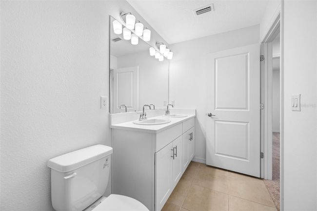 5913 Laurelcrest Gln, House other with 5 bedrooms, 4 bathrooms and null parking in PALMETTO FL | Image 16