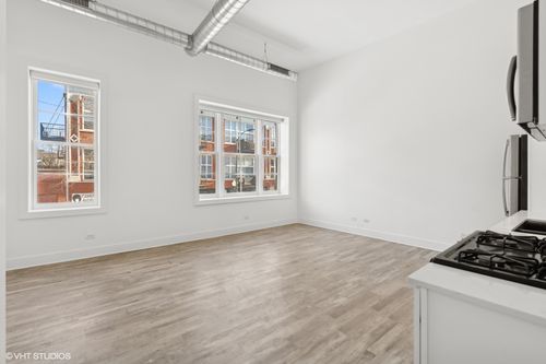 1a-1912 N Milwaukee Ave, Chicago, IL, 60647-4321 | Card Image