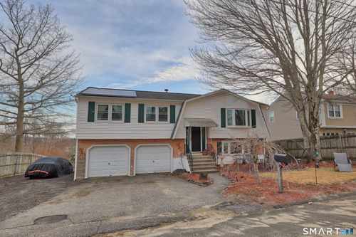 29 Bosse Rd, Waterbury, CT, 06704-1111 | Card Image
