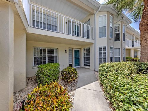 102-210 Silver Lake Dr, VENICE, FL, 34292-4557 | Card Image