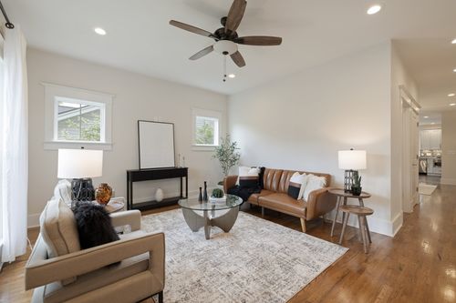 3714 Park Ave, Nashville, TN, 37209-3739 | Card Image