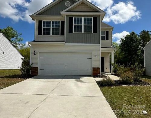 9717 Crooms Ct, Charlotte, NC, 28215-2118 | Card Image