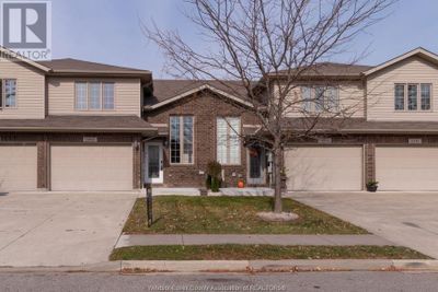 11918 Boulder Cres, Townhouse with 3 bedrooms, 3 bathrooms and null parking in Windsor ON | Image 1