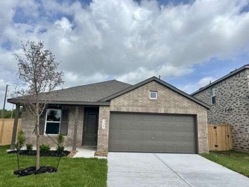 331 Ice Shore Trl, Dayton, TX, 77535-8615 | Card Image