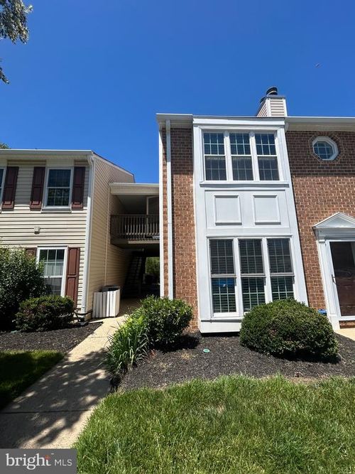 d-7804 Harrowgate Cir, SPRINGFIELD, VA, 22152-3807 | Card Image
