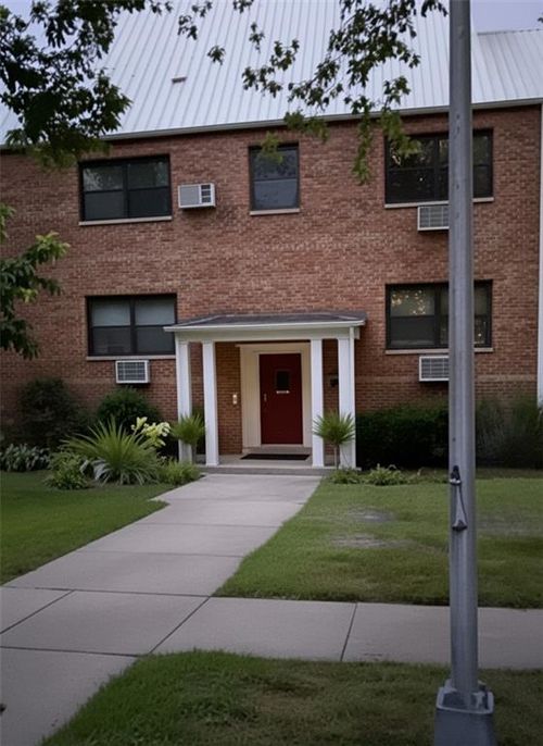 5-81-09 156th Ave, Howard Beach, NY, 11414-2321 | Card Image