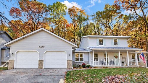 3657 Oak Hill Place, Eau Claire, WI, 54703 | Card Image