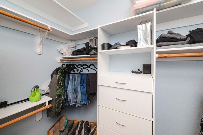 Closet | Image 42