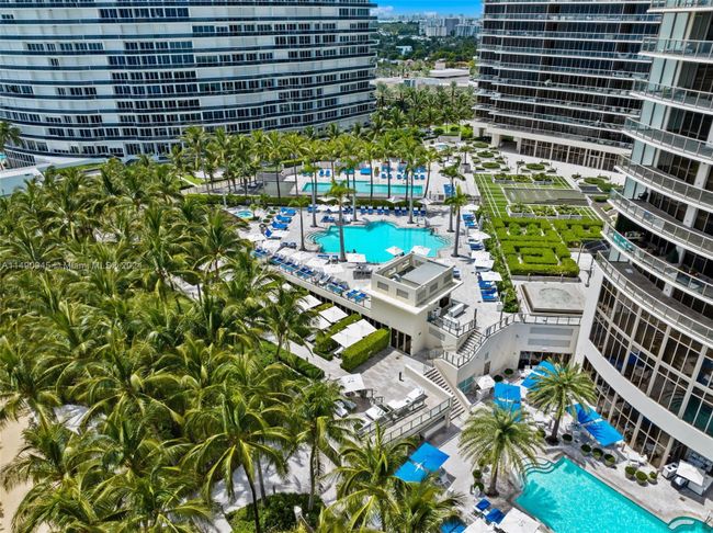 2502 - 9703 Collins Ave, Condo with 2 bedrooms, 3 bathrooms and null parking in Bal Harbour FL | Image 55