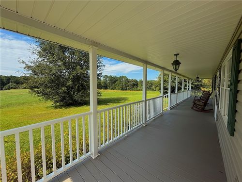 499 Little Farm Ln, Walhalla, SC, 29691-5800 | Card Image