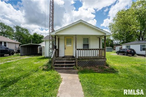 210 Orchard St, Zeigler, IL, 62999-1024 | Card Image
