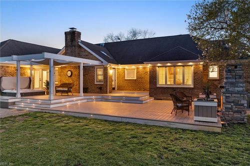 808 Santiago Pt, Virginia Beach, VA, 23456-6424 | Card Image